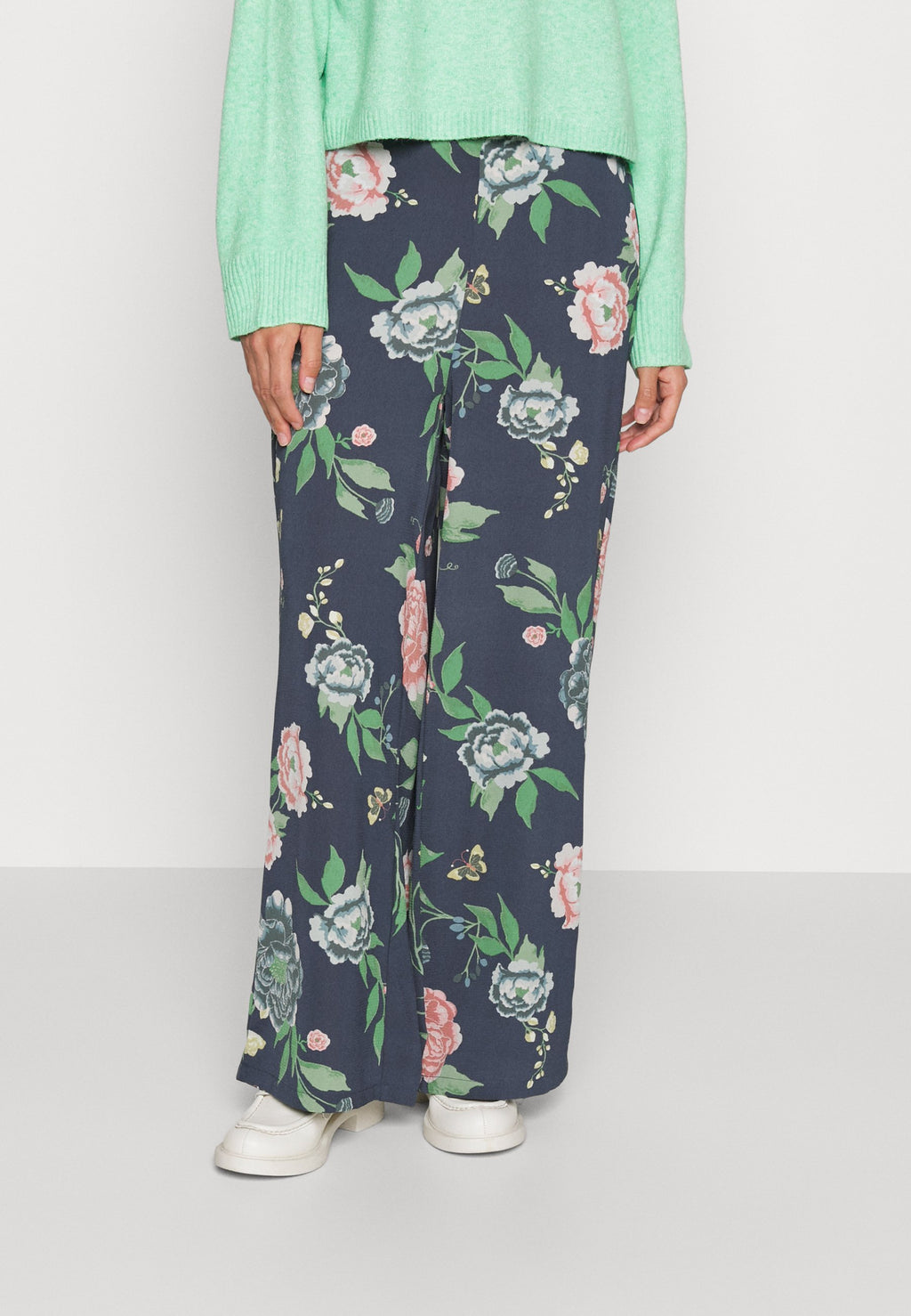 ONLY Petite ONLNOVA LUX ALBA PALAZZO PANT