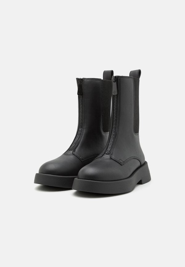 Armani Exchange HALF BOOT