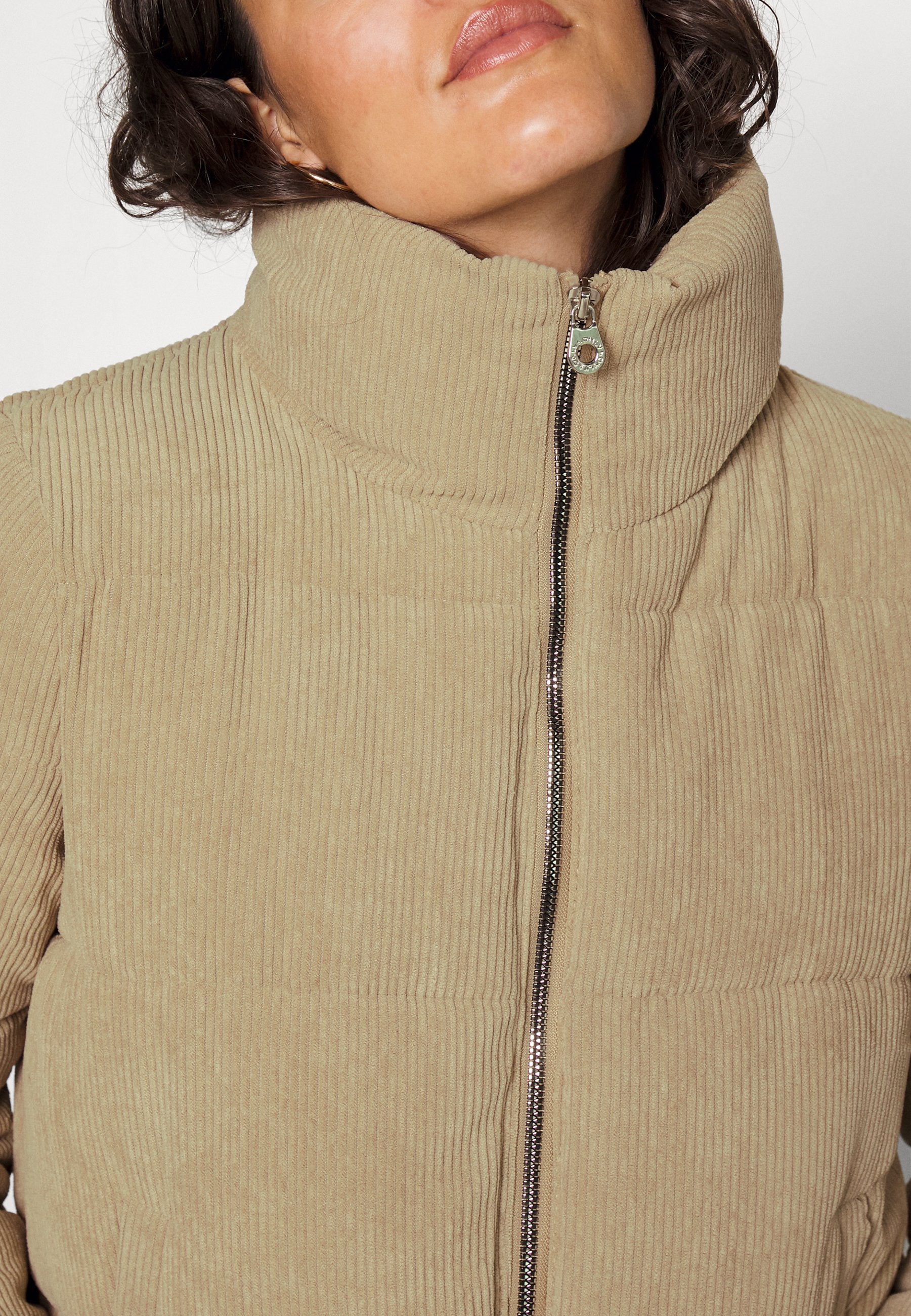 ONLDOLLY PUFFER  Media 5