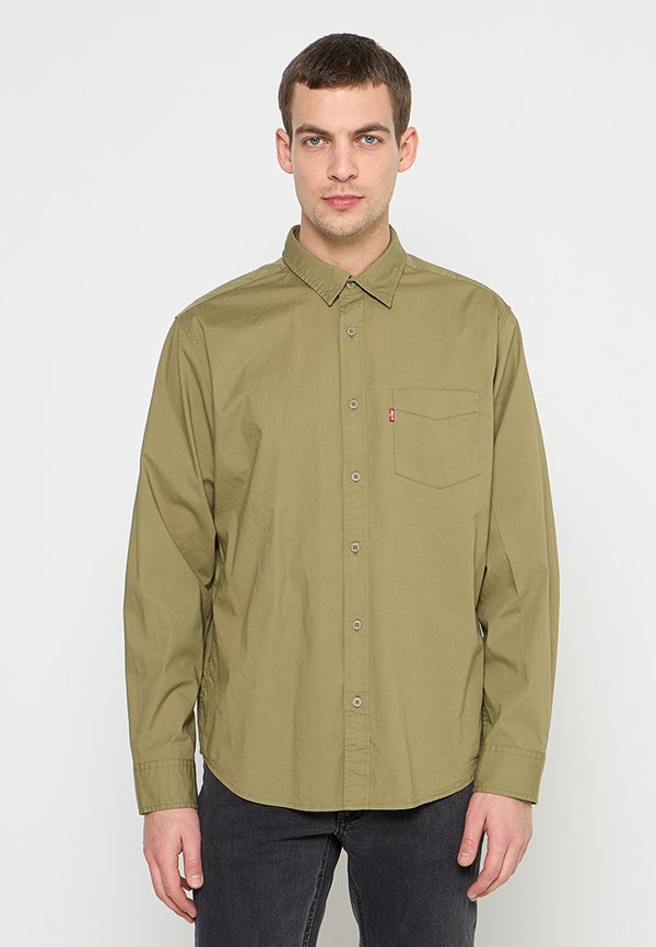 Levi's® REGULAR FIT