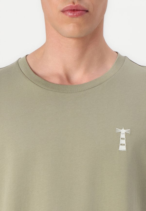 Selected SLHREG CLAUS TEE