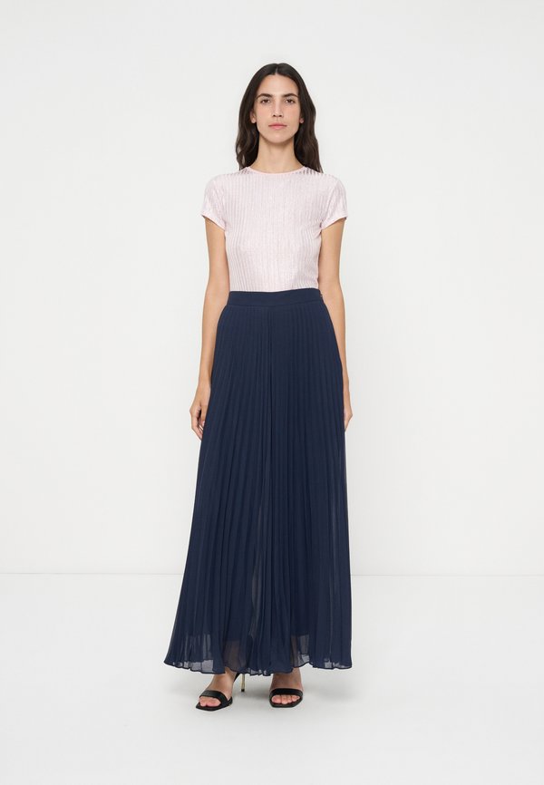 Ted Baker YOSHINO