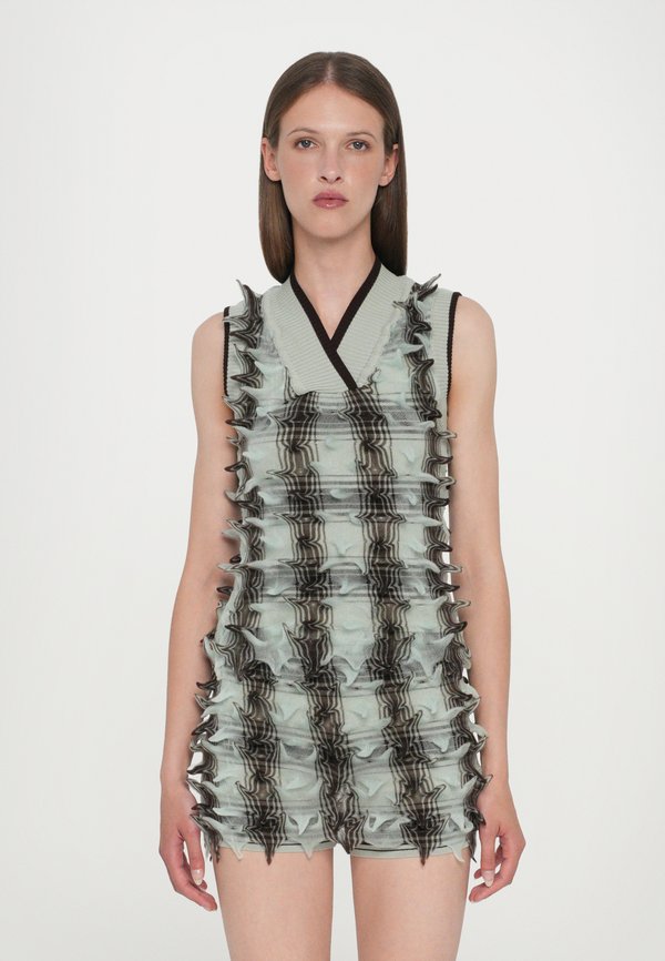 Chet Lo CHEQUERED SPIKEY