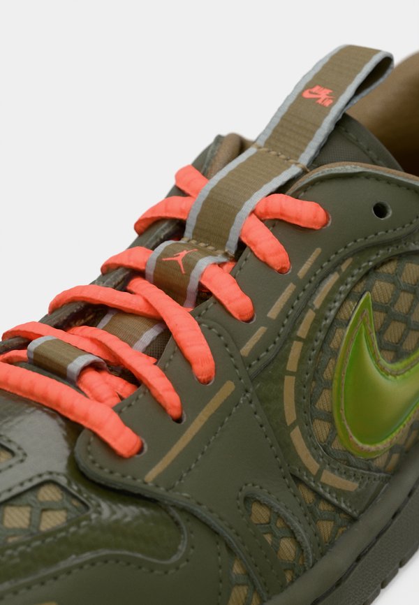 Jordan AIR JORDAN 1 LOW METHOD OF MAKE