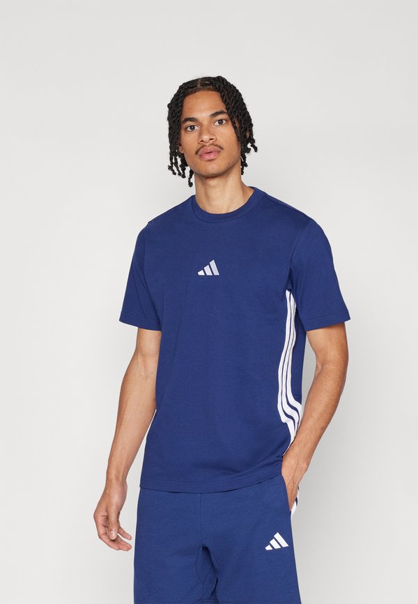 adidas Sportswear ESSENTIALS THREE STRIPES SINGLE - Print T-shirt - dark blue/white
