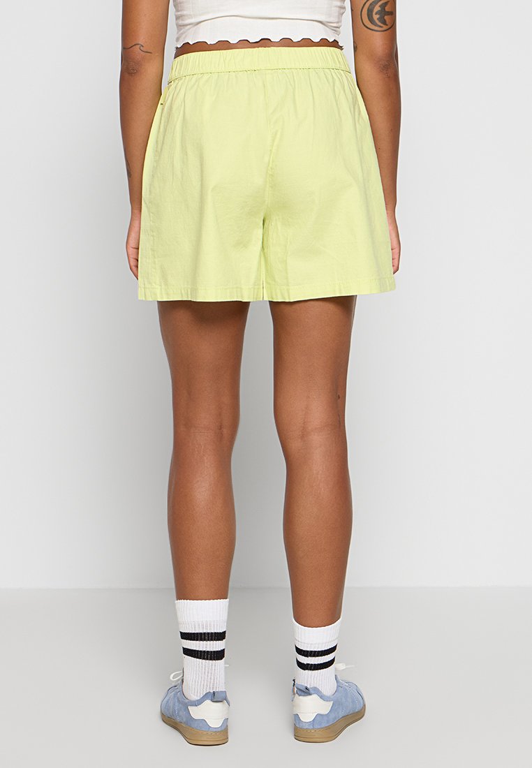 4F SHORTS CAS F750