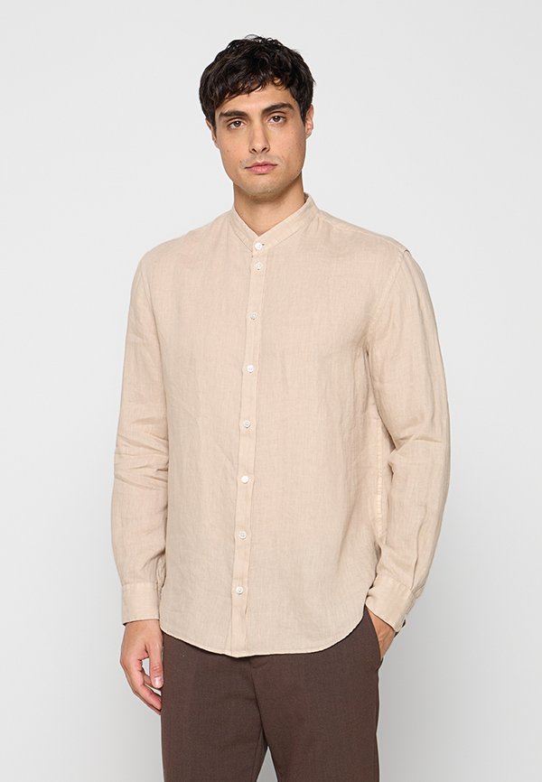Emporio Armani REGULAR FIT