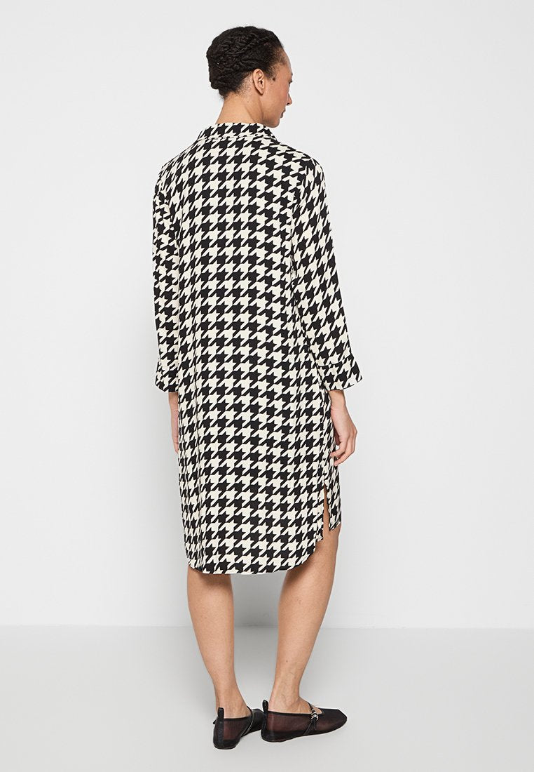 s.Oliver Freizeitkleid Media 3