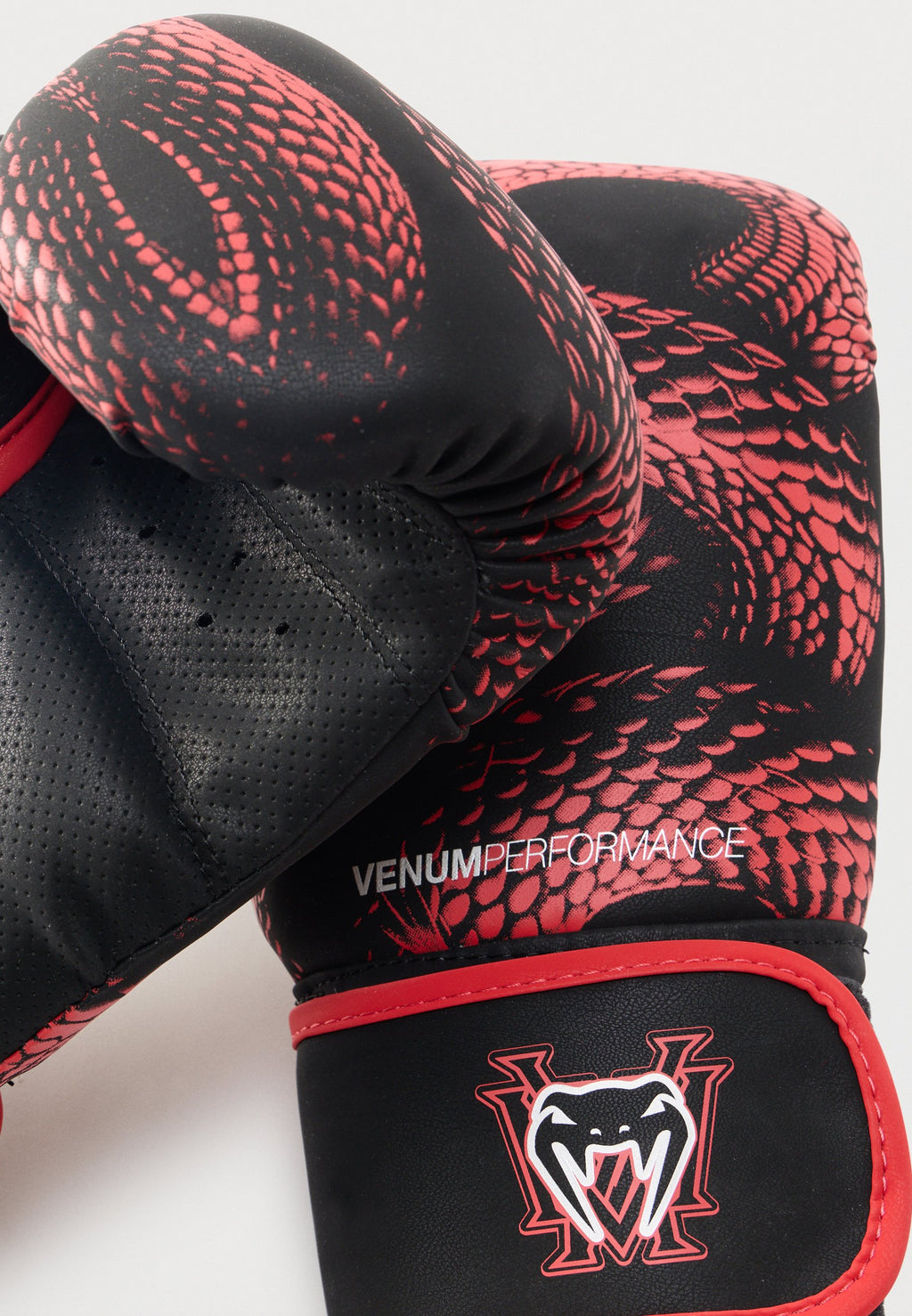 Venum MATUPA BOXING GLOVES