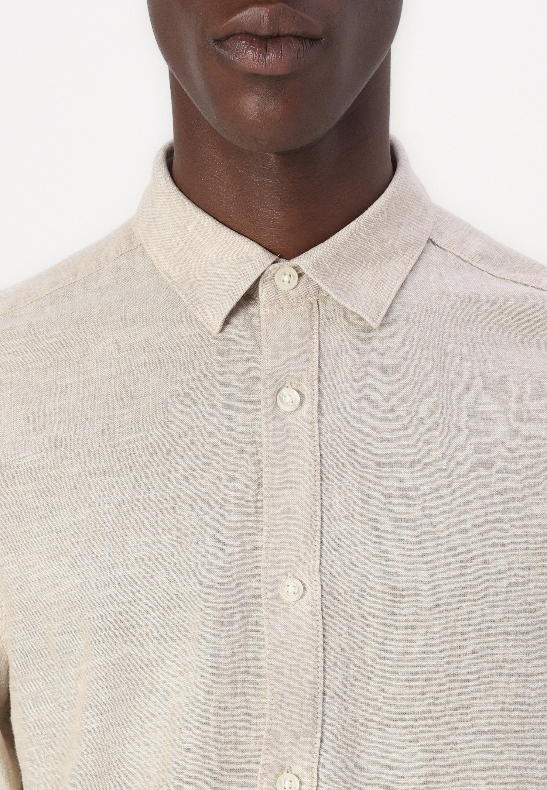 ONSCAIDEN Linen Media 6