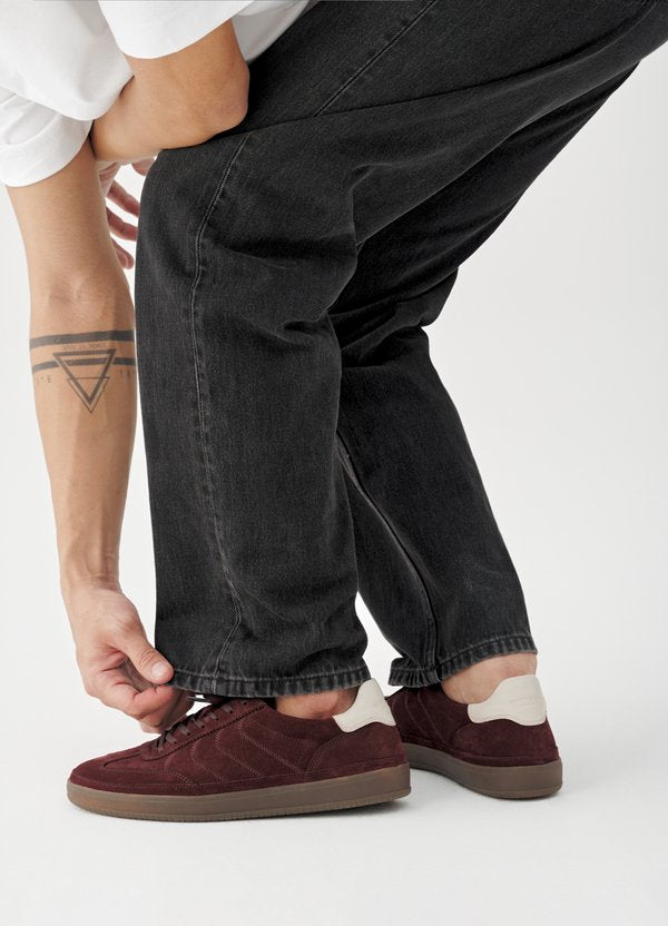 Vagabond LEO