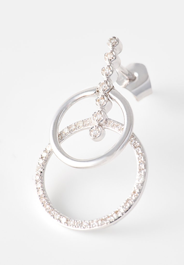 Le Diamantaire NANAMI 0.21 CT DIAMOND