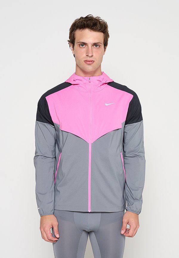 Nike Performance