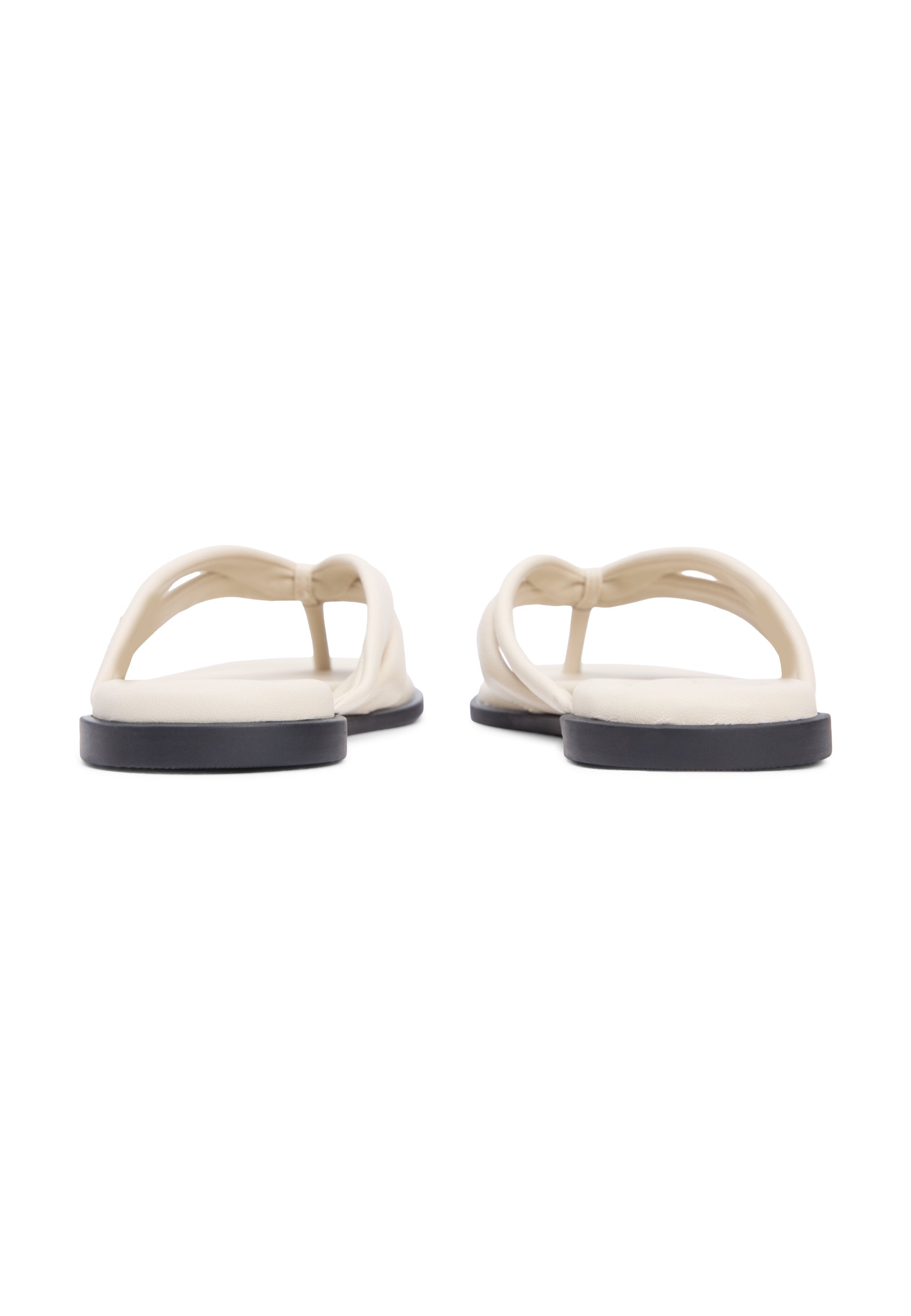 LEATHER TOE POST FLAT SANDALS Media 3