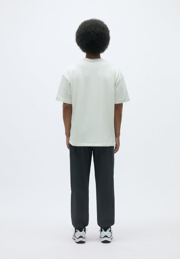 The North Face REDBOX TEE