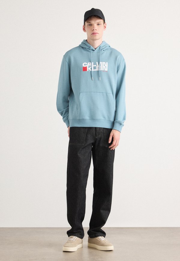 Calvin Klein Jeans REDBOX GRAPHIC