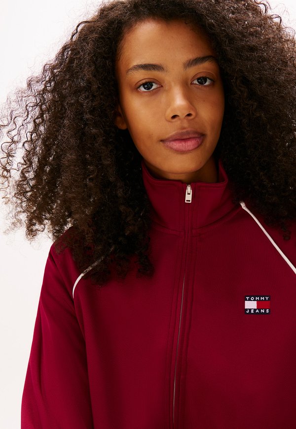 Tommy Jeans TOMMY BADGE INTERLOCK KNIT TRACK JACKET