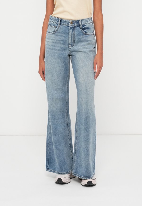Billabong FREE FALL FLARE