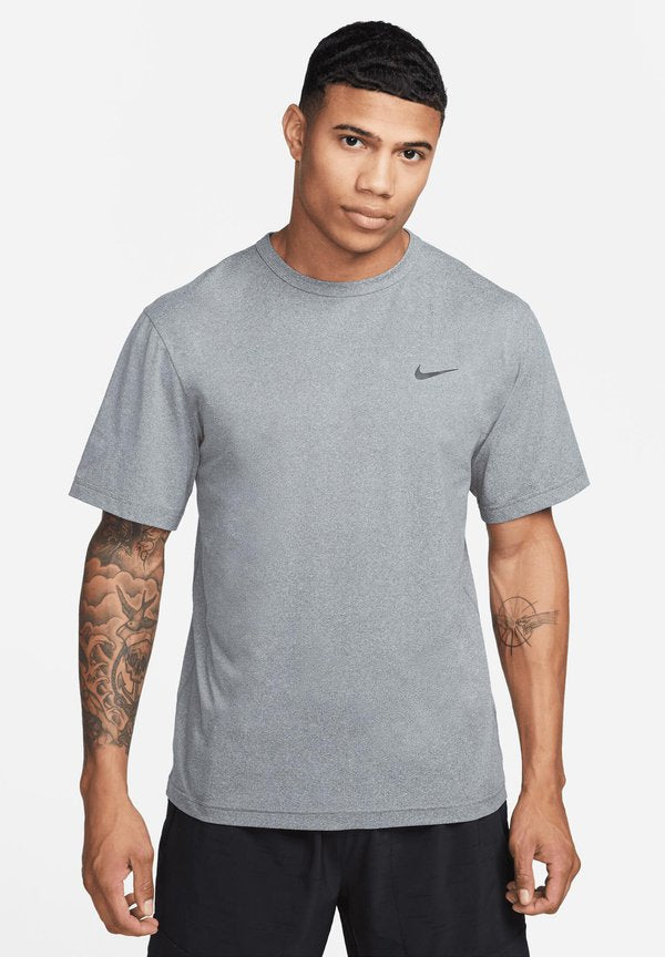 Nike Performance HYVERSE - Sports T-shirt - smoke grey/htr/black