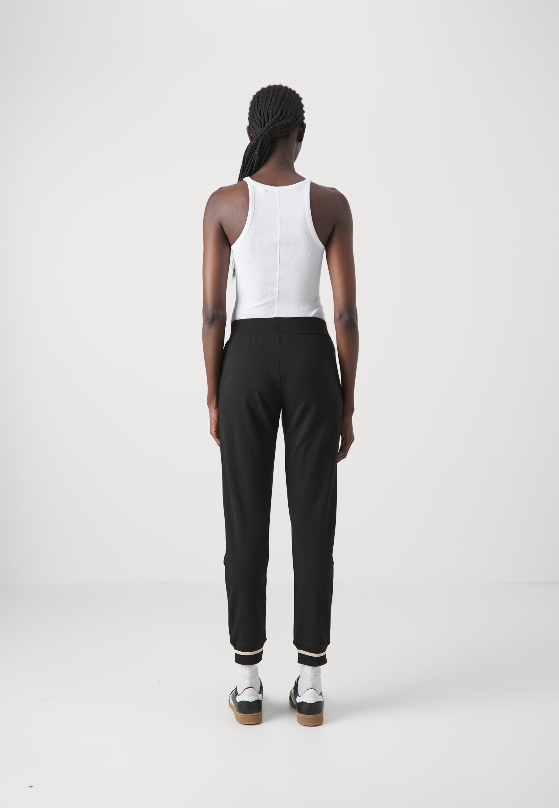 EA7 Emporio Armani Jogginghose Media 4