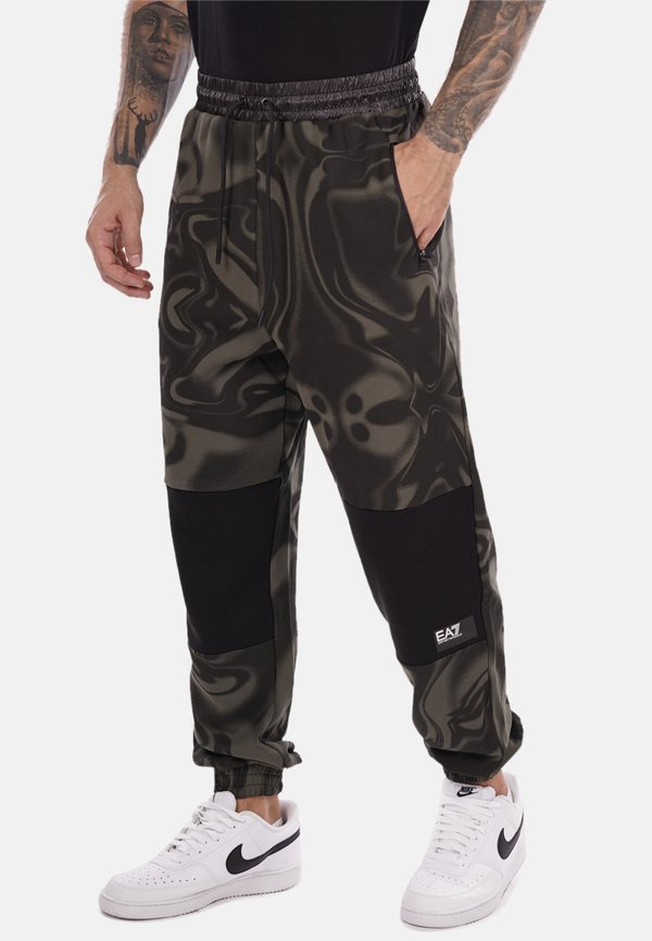 EA7 Emporio Armani