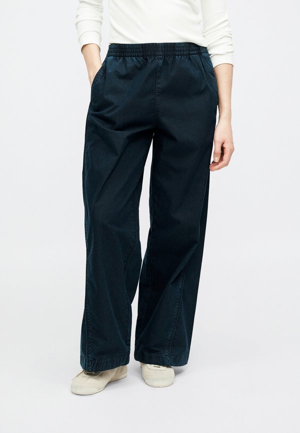 Calvin Klein Jeans PARACHUTE PANT