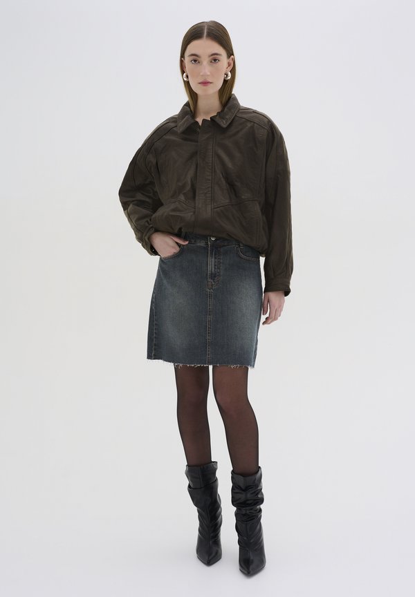 My Essential Wardrobe DANGOMW