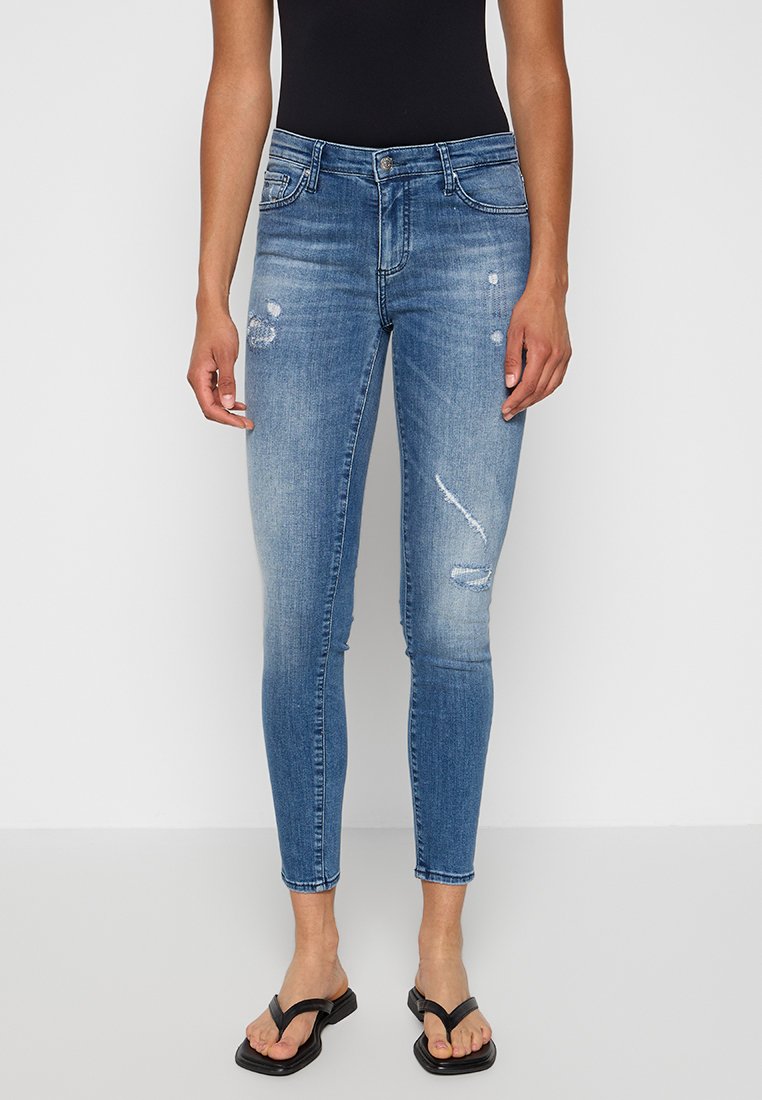 SKINNY FIT Media 1
