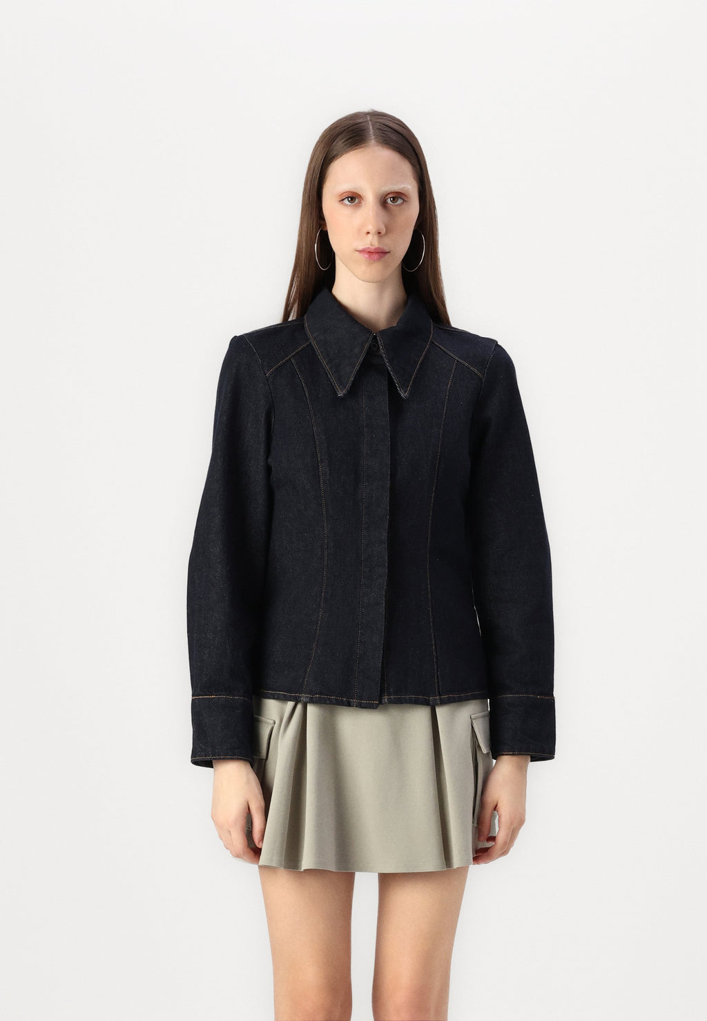 ONLGEMMA FITTED RINSE SHIRT Media 3