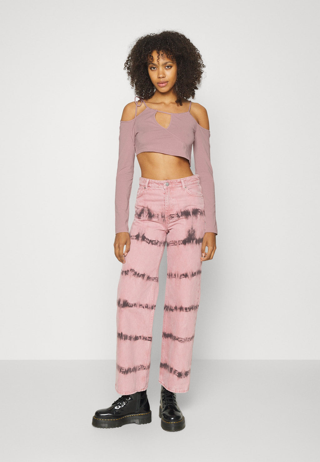 Weekday ZENIA CROP