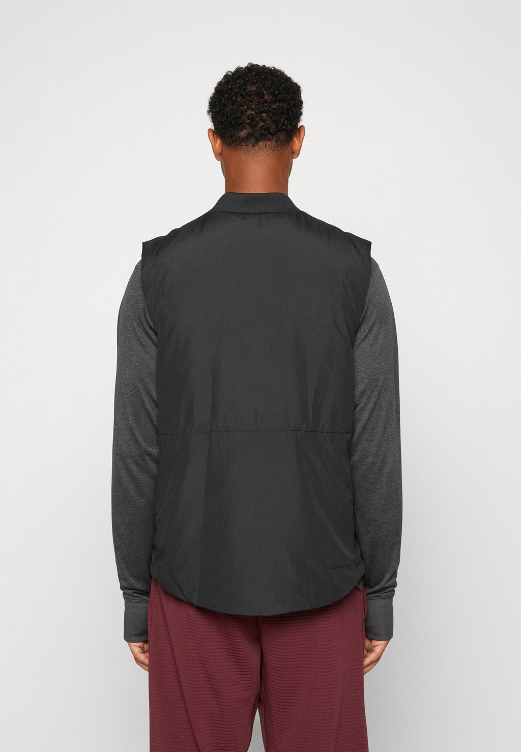 Nike Performance UNLIMITED