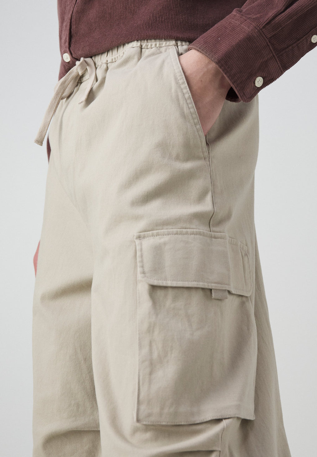 ONSKAZI LOOSE PARACHUTE PANT Media 8