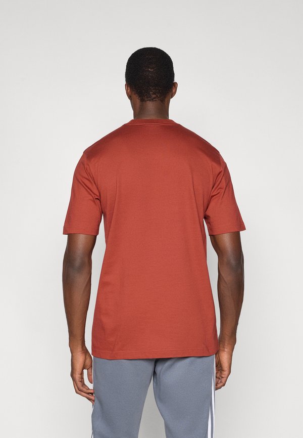 adidas Performance FC BAYERN SEASONAL GRAPHIC TEE