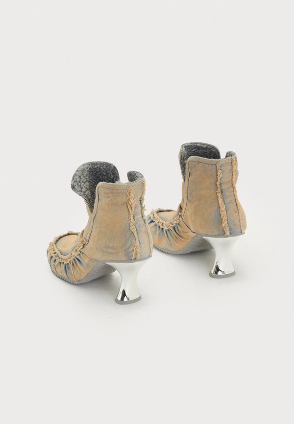 Diesel D-WOODSTOCK HEEL AB