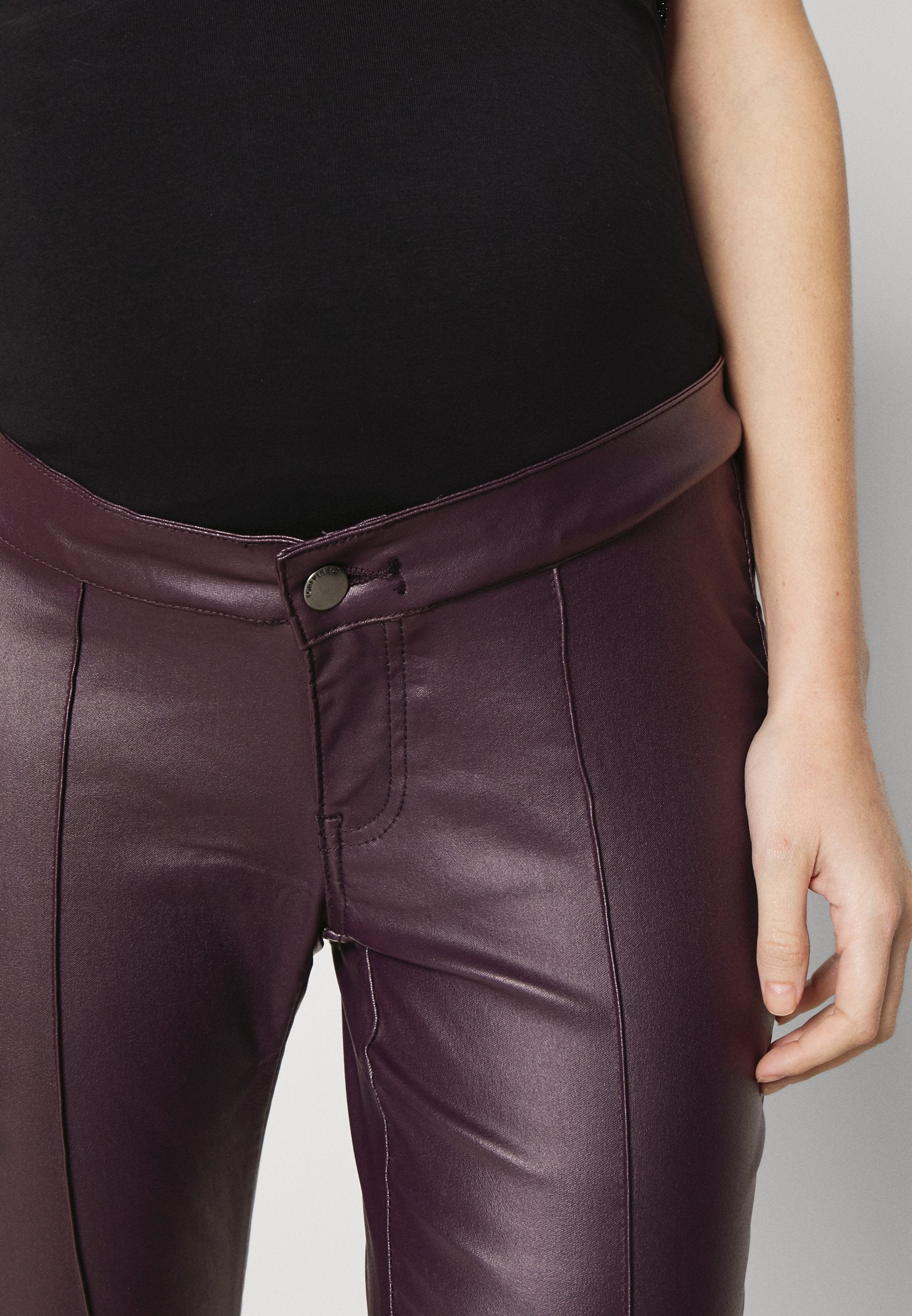 Forever Fit COATED PINTCUK JEGGING