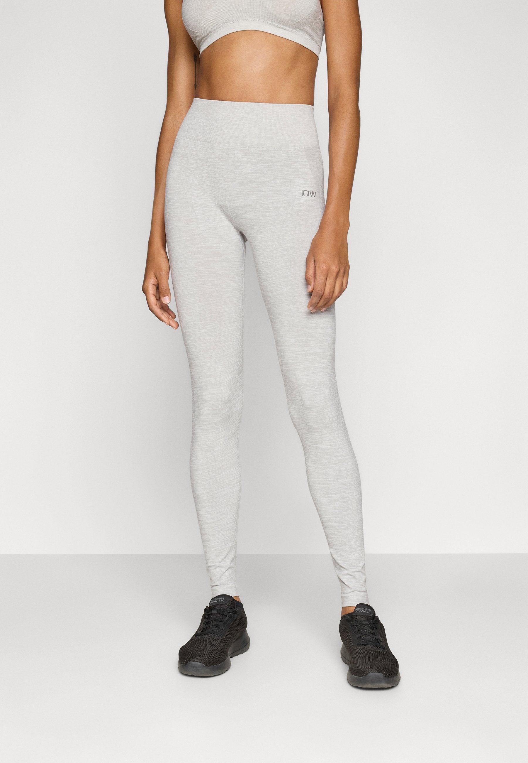 ICANIWILL SMOOTH SEAMLESS TIGHTS