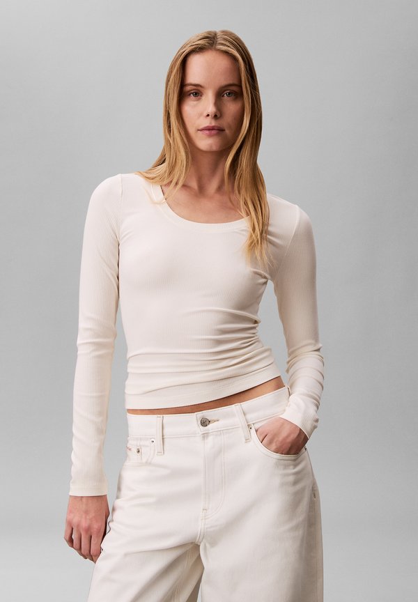 Calvin Klein Long sleeved top - tofu