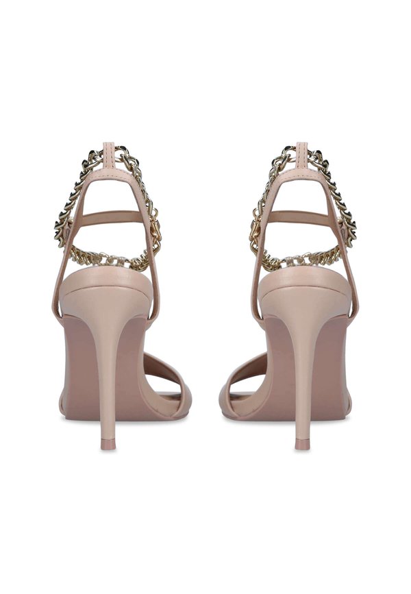 Carvela
