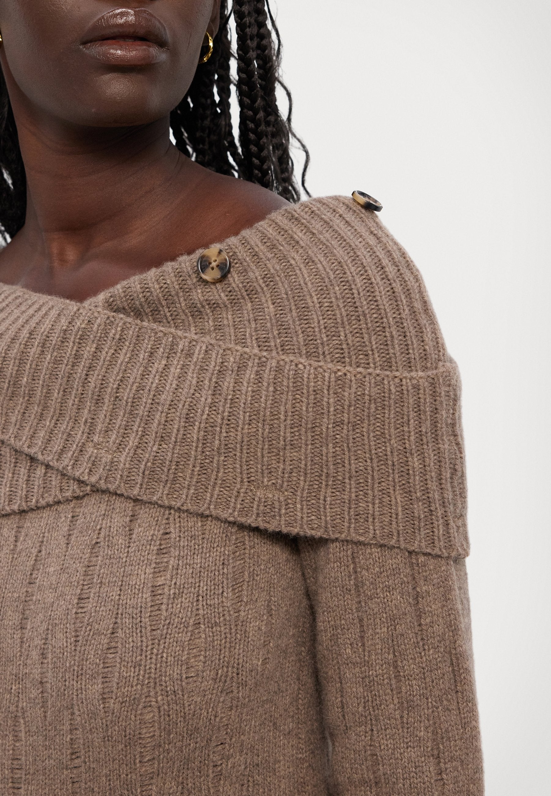 ROKH OFF SHOULDER MULTI BUTTON
