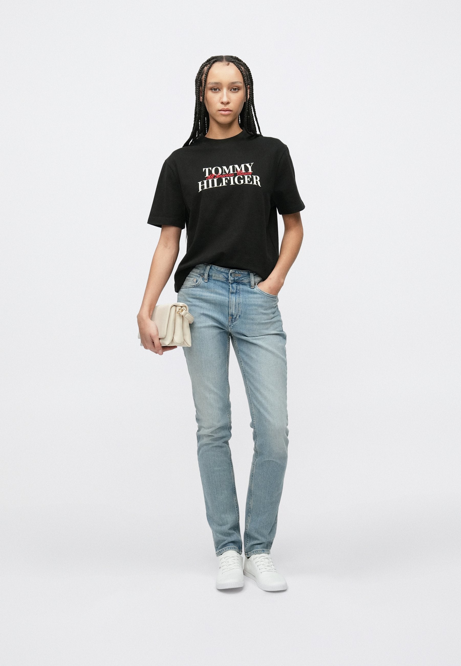 CLASSIC FLOCK LOGO RELAXED T-SHIRT Media 2