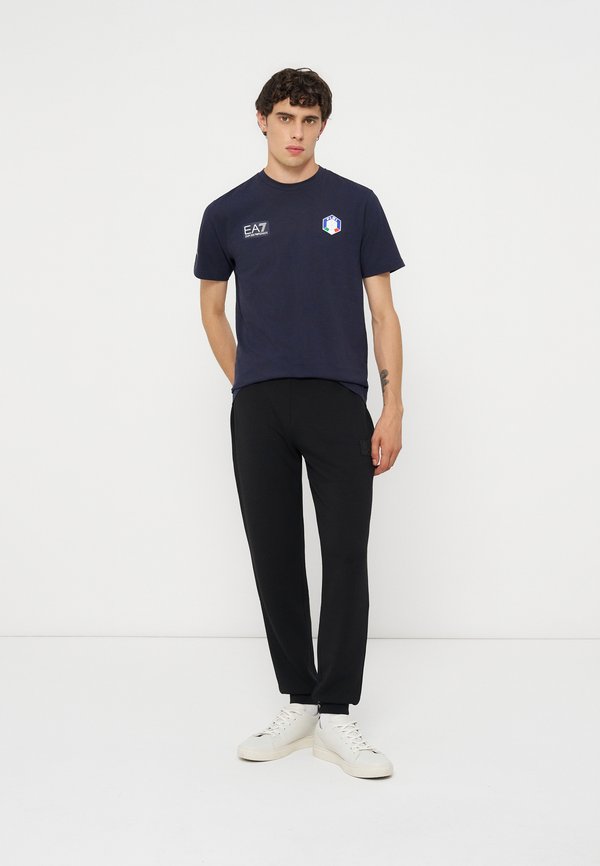 EA7 Emporio Armani