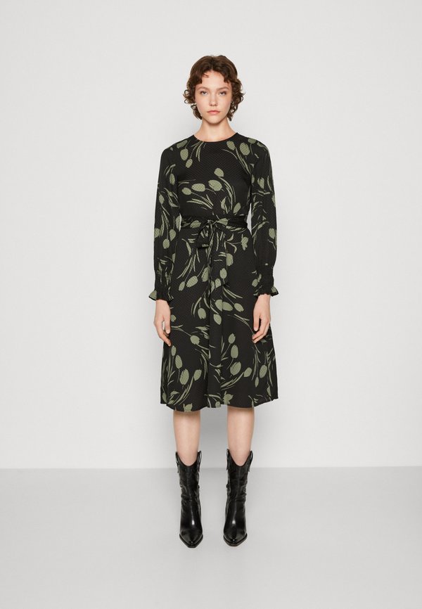 Vero Moda VMMARTA CALF DRESS