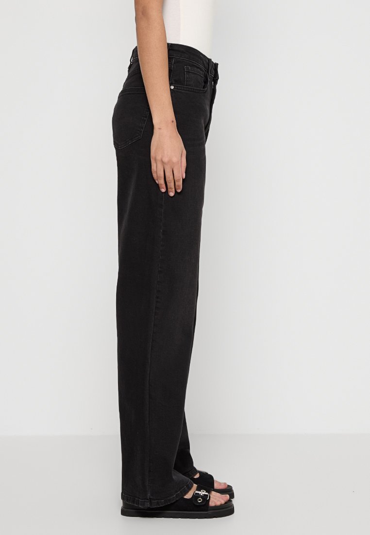 Wide-fit ONLJUDITH High waist Wide Leg Fit Media 2
