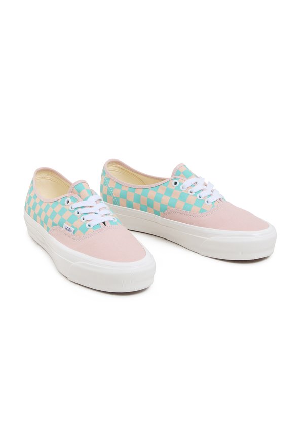 Vans PREMIUM AUTHENTIC 44
