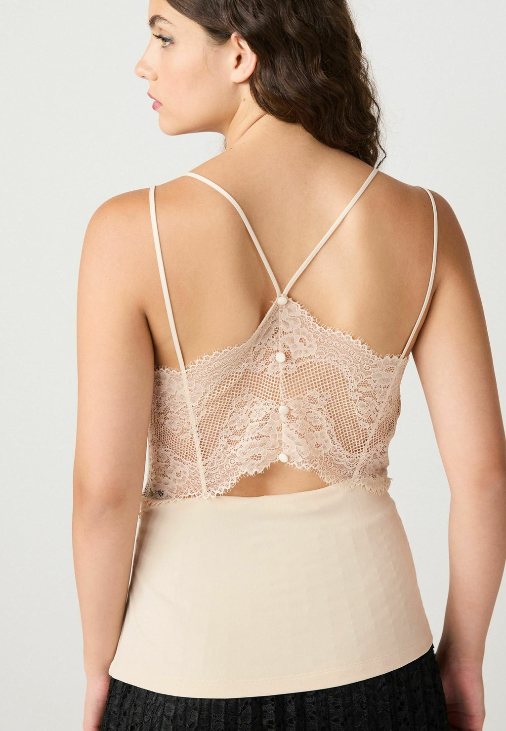 Next DETAIL CAMI