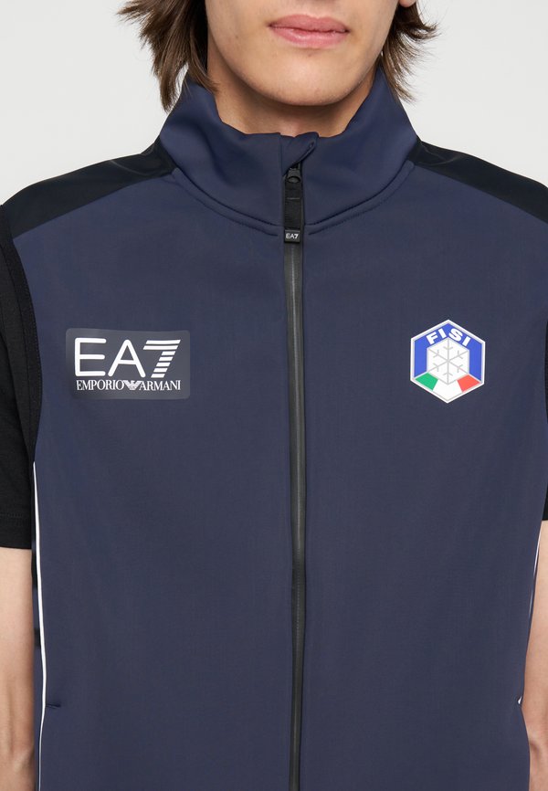 EA7 Emporio Armani
