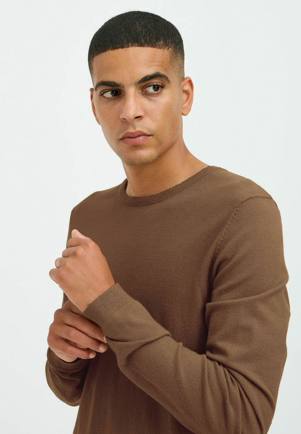 BHPULLOVER Media 6