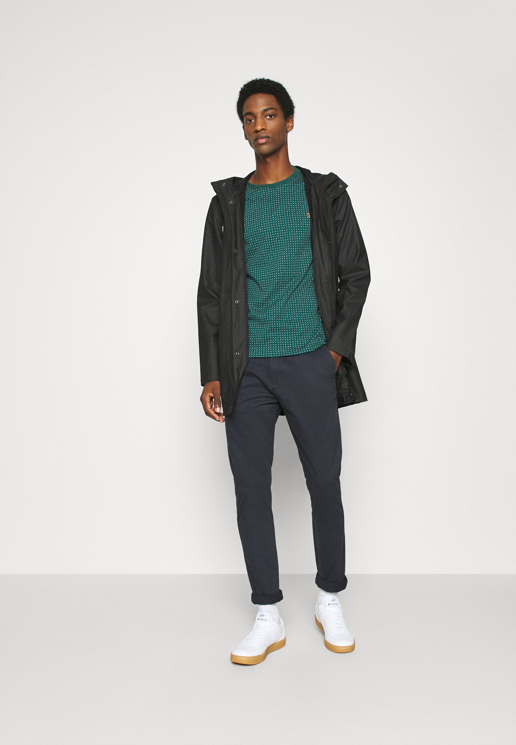 SDJIM REGULAR FIT Media 2