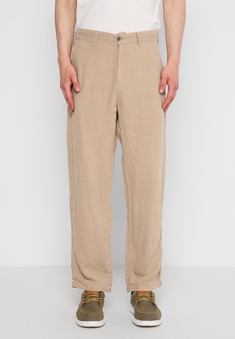 LOIS Jeans