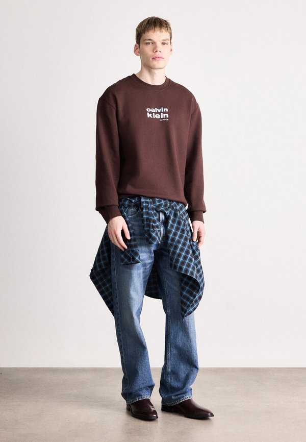 Calvin Klein RETRO GRAPHIC CREW